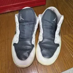 Air Jordan ローカットスニーカー ブラック/ホワイト