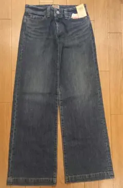 Item thumbnail for item 6b8db6e5-37ca-4f69-8f97-f111facca281