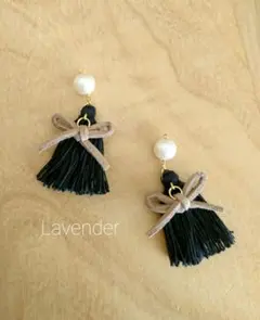 スエードリボン◇タッセルピアス