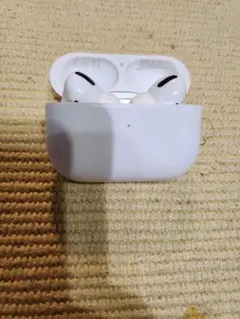 AirPods Pro ホワイト 透明ケース付き