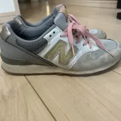 New Balance スニーカー /グレー/ピンク　996