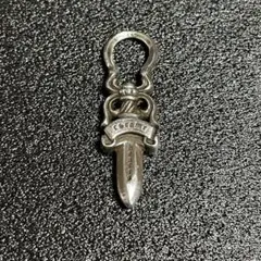 破格】Chrome Hearts 3CHクロス ドロップ ピアス レアアイテム - メルカリ