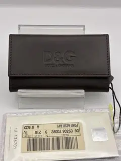 【極美品】D&G ドルチェ＆ガッバーナ 6連キーケース 本革 三崎商事タグ付のサムネイル