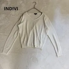 INDIVI Vネックニットセーター 長袖 ホワイト系 カジュアル