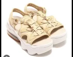 新品　Nike エアマックスココ ベージュ23センチ