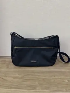 ブルーレーベルクレストブリッジ　ショルダーバッグ