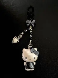 ♡サンリオ＊Hello Kitty シークレットキーホルダー（ブラック）♡