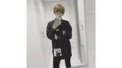 はじめしゃちょー着用　セマンテックデザイン