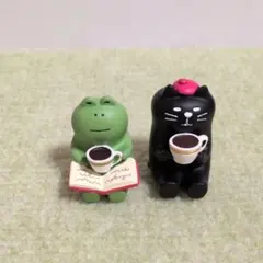 デコレ　コンコンブル　珈琲かえる　黒猫