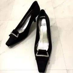極美品 ✨スチュアートワイツマン ライトストーンビジューパンプス パーティ黒のサムネイル