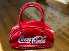 コカ・コーラロゴ入り 真っ赤な ナイロンミニバッグ