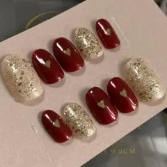 ゴールド×ベージュ×ボルドー ハート ショートオーバルネイル