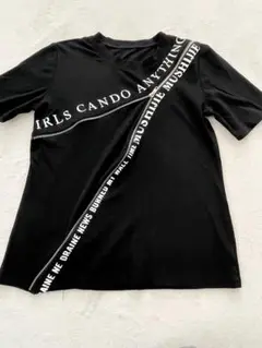 黒ジッパーデザインロゴTシャツ