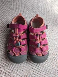 KEEN　サンダル　19.5cm