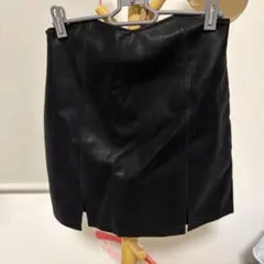 フェイクレザー ミニスカート ブラック