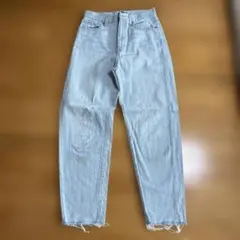 UNIQLO ライトブルー ストレートデニム