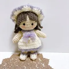 【ハンドメイド】あみぐるみ 女の子　着せ替え　おしゃれ　リボン　パープル