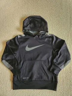 ☆ナイキNike☆裏起毛パーカー140cm