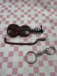 ミニチュアバイオリンと弓セット★キーホルダー　コレクション★バッグチャーム