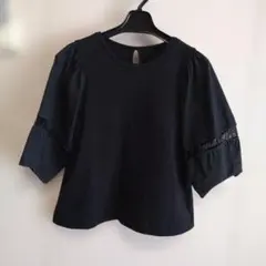 ベイクルーズ ブラウス 黒のサムネイル