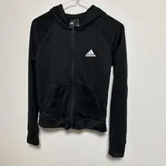 adidas パーカーのサムネイル