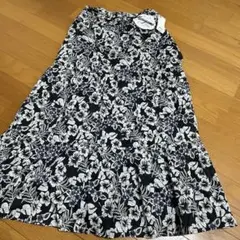 新品ジーユー×ケイタマルヤマアロハプリントティアードスカートSサイズブラック