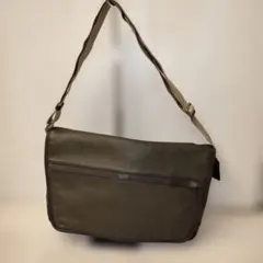 コーチ オリーブグリーン レザー メッセンジャーバッグ