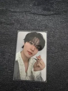 treasure ドヨン　韓国　ポップアップ　限定　トレカ