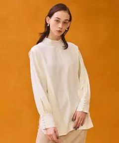ショルダータックハイネックシャツ /ウォッシャブルのサムネイル