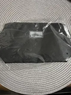 【値下げ】Columbia コロンビア　プライスストリームポーチ　ブラック