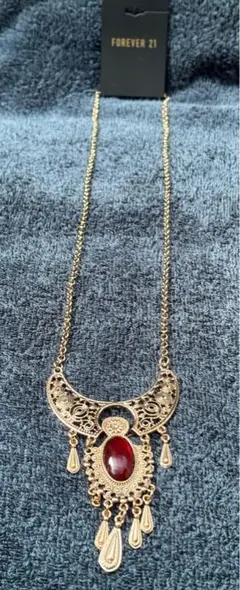 ⚡タイムセール⚡ Forever 21 装飾的ネックレス ゴールド 赤のサムネイル