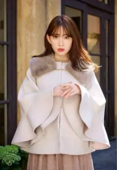 極美品✨Herlipto Faux Fur Tippet Coat M コート 極美品✨Herlipto Faux Fur Tippet Coat M コート 2025年最新