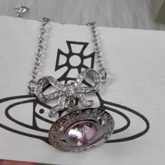 【ピンク】ヴィヴィアンウエストウッドドロップネックレス