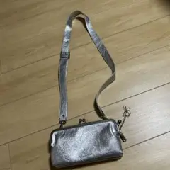 SALON de RUBAN シルバーショルダーバッグ