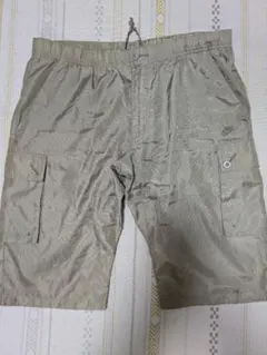 NIKE カーゴショートパンツ ベージュ