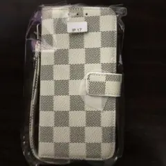 iPhone 17用ケース 手帳型 チェッカー柄 ストラップ付き ホワイト