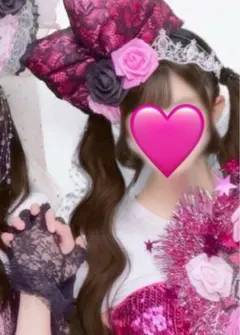 ピンクの盛り髪セット