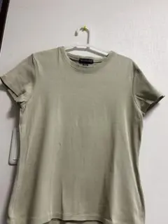 バナナリパブリック　Ｔシャツ