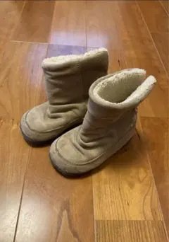 Item thumbnail for item f22750c8-8e5c-4968-8dc4-82bd1c3d85c7