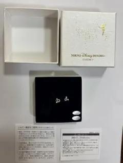 東京ディズニーリゾート　ミッキー ピアス　シルバー925×ジルコニア　箱付きのサムネイル
