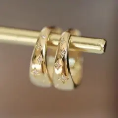 高品質 5Aダイヤ 星が輝くフープピアス K18コーティング シルバー925