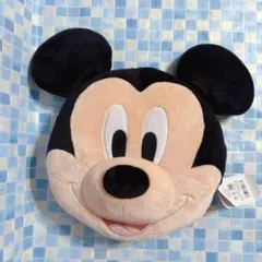 ディズニーストア　ミッキーマウス　ダイカット　クッション