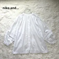 niko and... ニコアンド プレミアムコットンローンブラウス M 美品のサムネイル