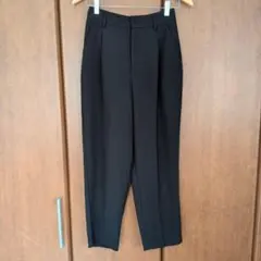 GU タックテーパードパンツ 黒 М
