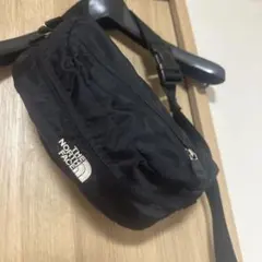 THE NORTH FACE ボディバッグ ブラック　斜めがけバック