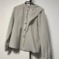 UNITED TOKYO 長袖ブラウス ベージュ フリーサイズのサムネイル