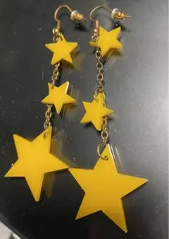 ★未使用　星ピアス