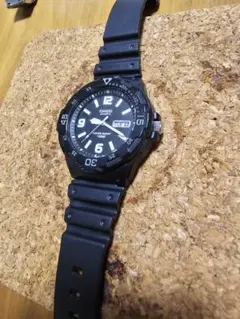 し*ん様 CASIO MRW-200H ラバーベルト ブラック 腕時計 本体のサムネイル