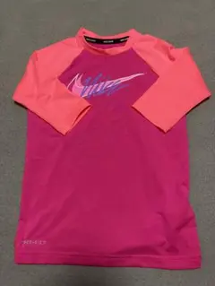 NIKE ラッシュガード　XS 130