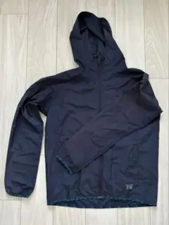 adidas UNLEASH フード付きナイロンジャケット